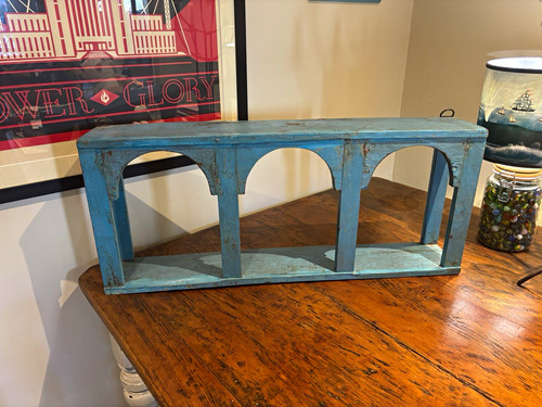 Indian painted arched display